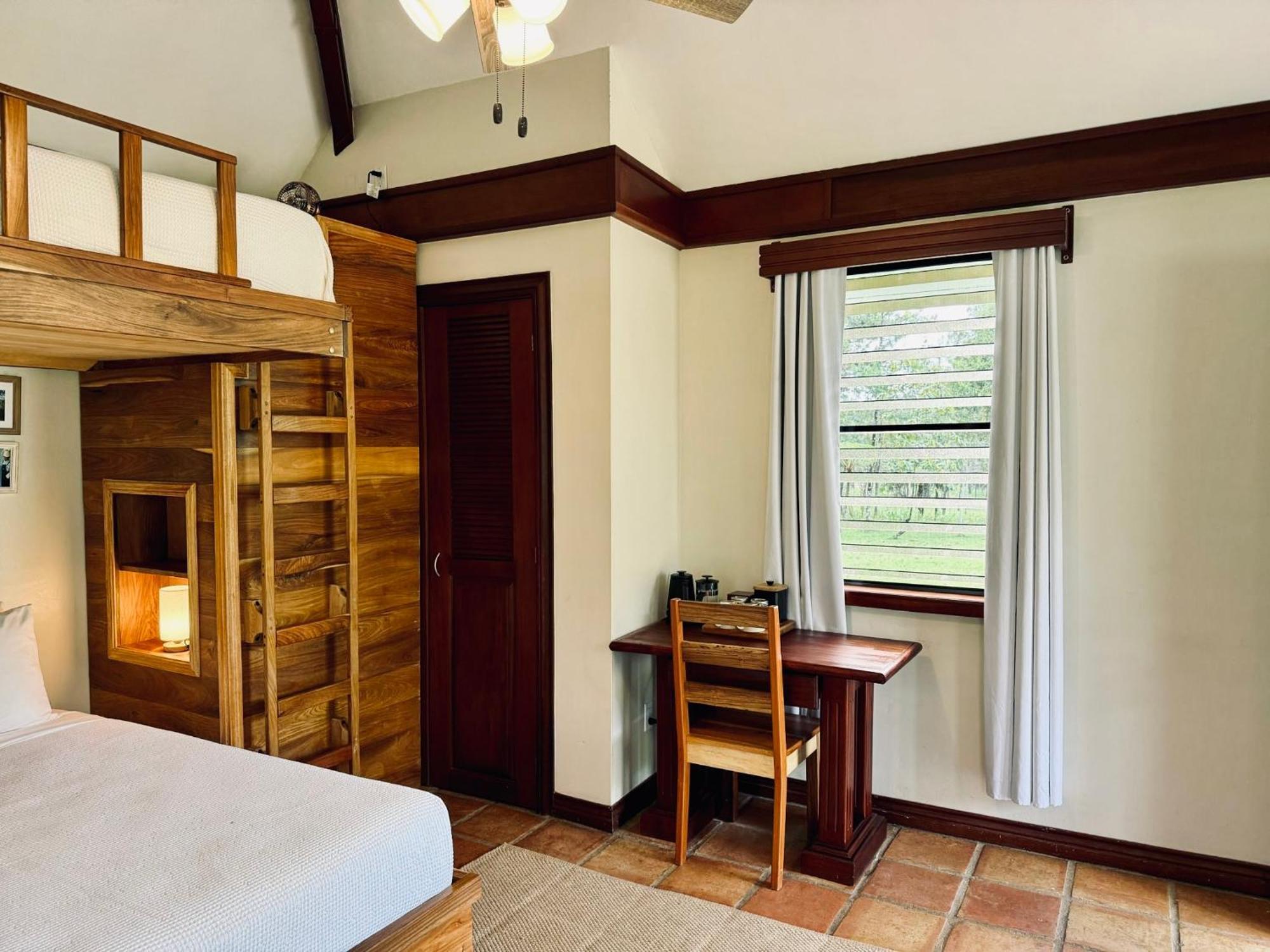 Hidden Valley Wilderness Lodge Blancaneaux ภายนอก รูปภาพ